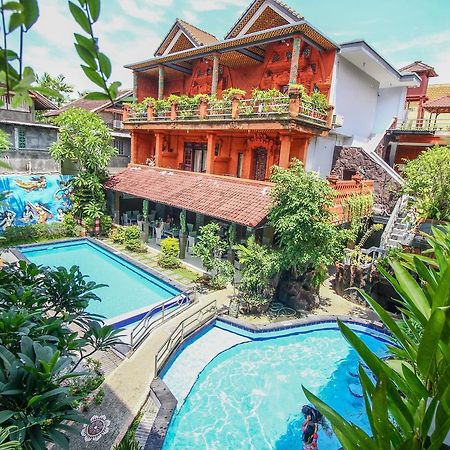 Hotel Lumbung Sari Legian Exterior foto