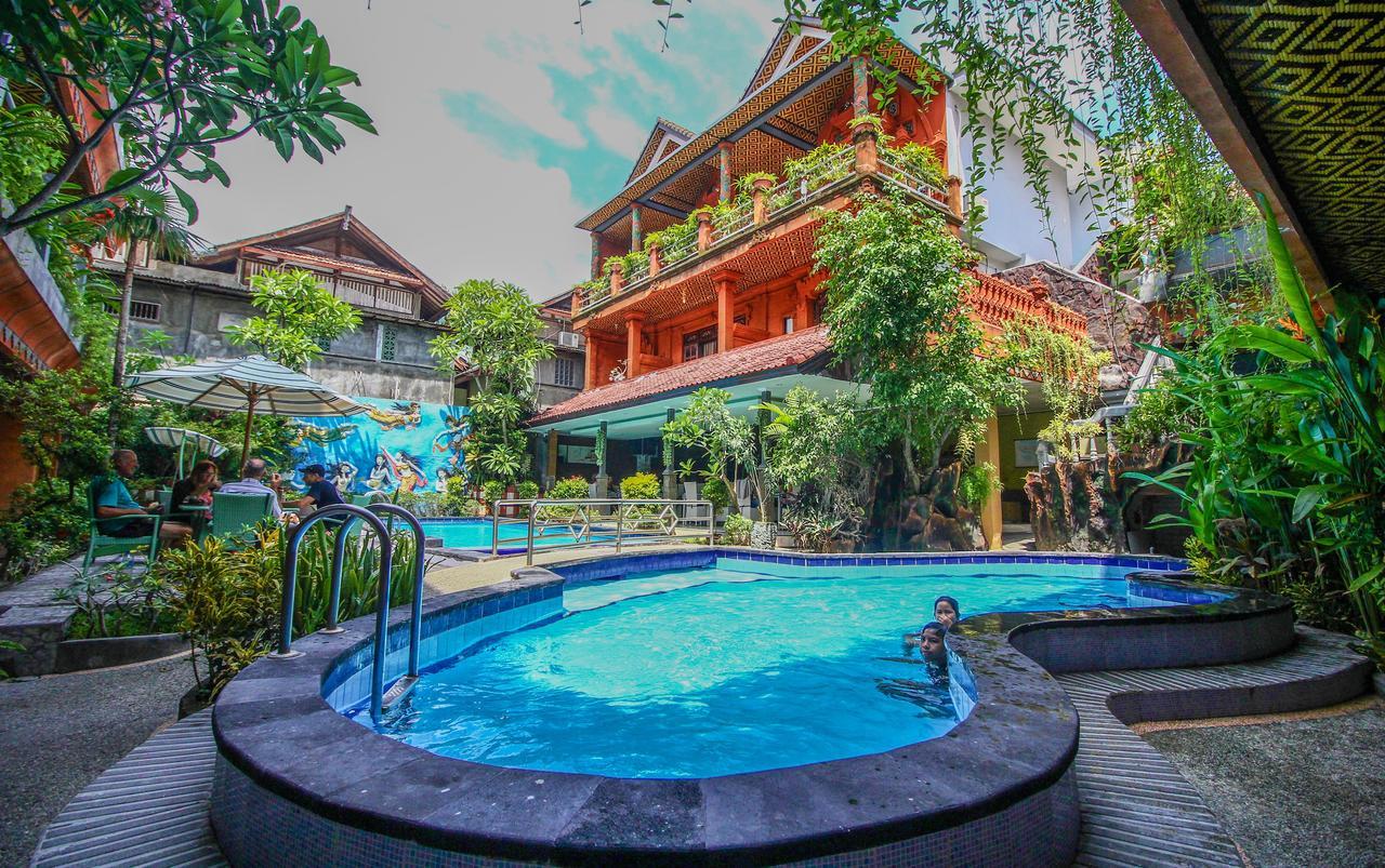 Hotel Lumbung Sari Legian Exterior foto