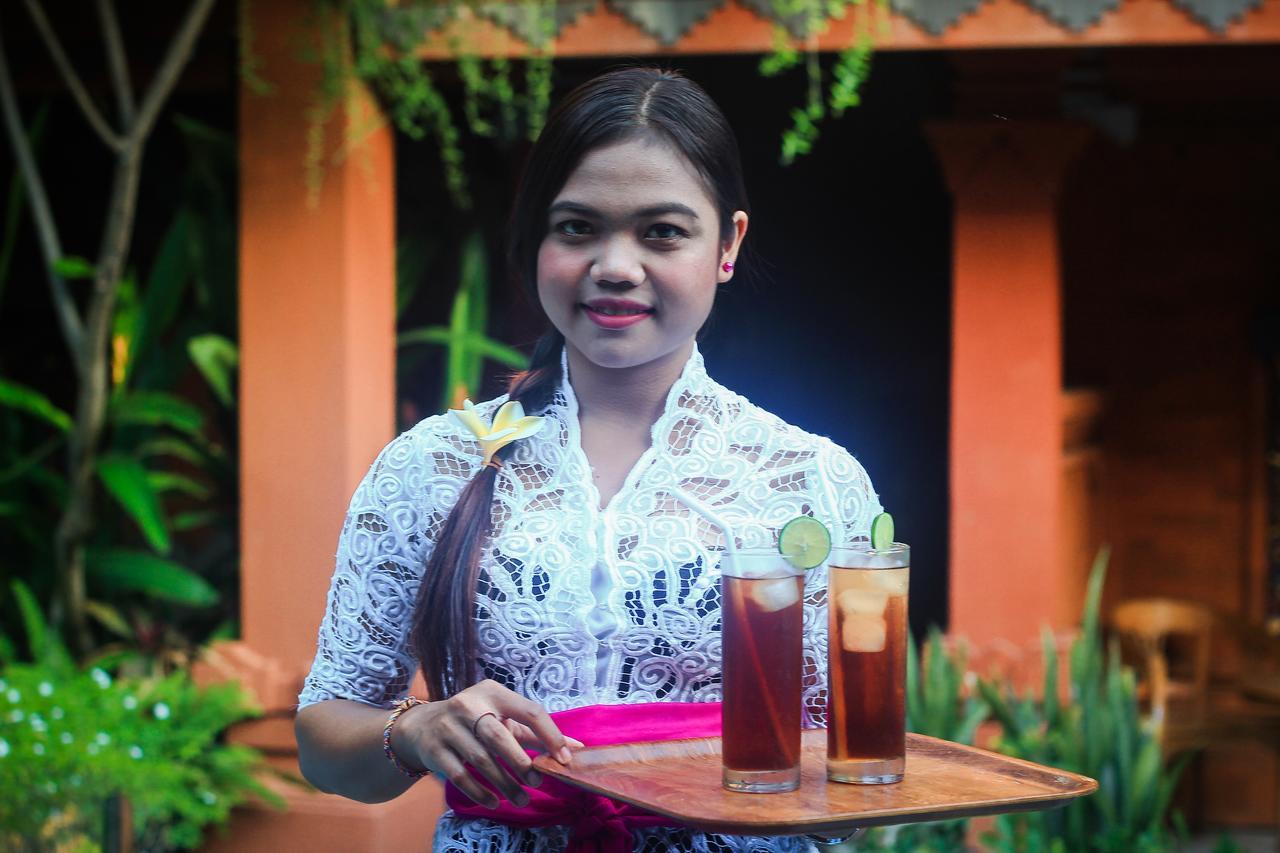 Hotel Lumbung Sari Legian Exterior foto