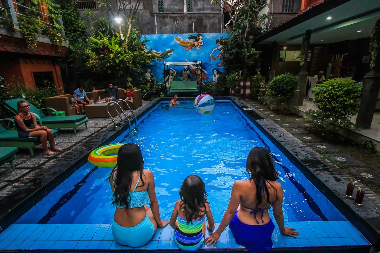 Hotel Lumbung Sari Legian Exterior foto