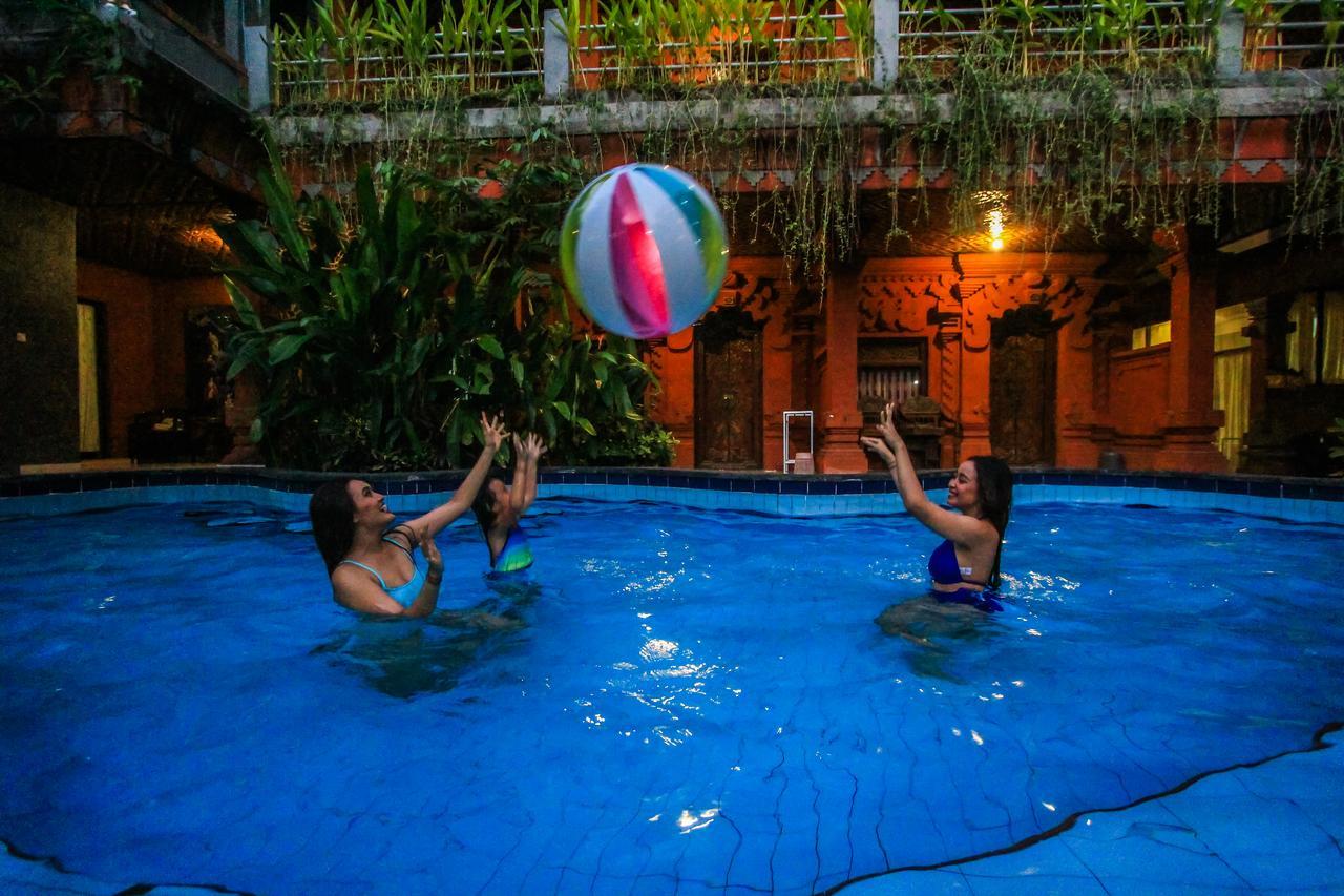 Hotel Lumbung Sari Legian Exterior foto