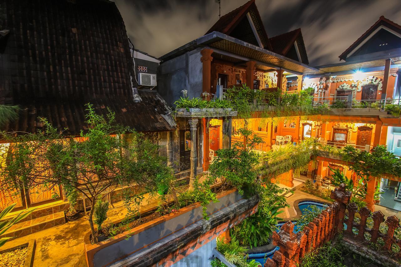 Hotel Lumbung Sari Legian Exterior foto