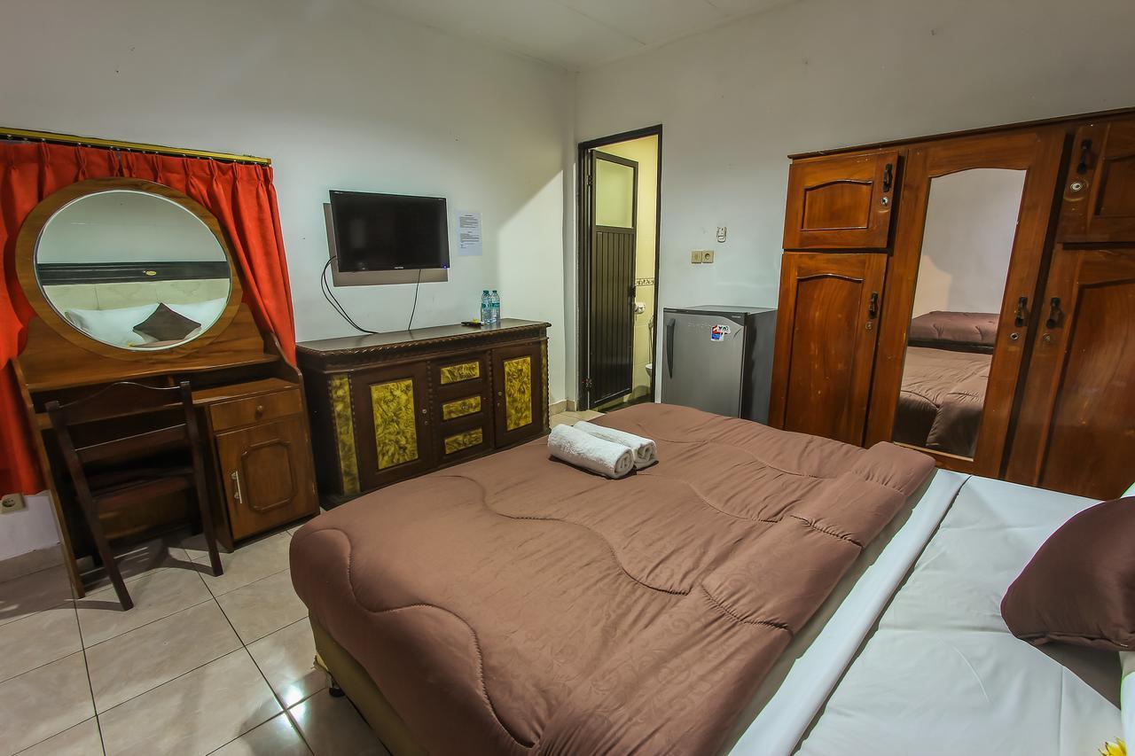 Hotel Lumbung Sari Legian Exterior foto