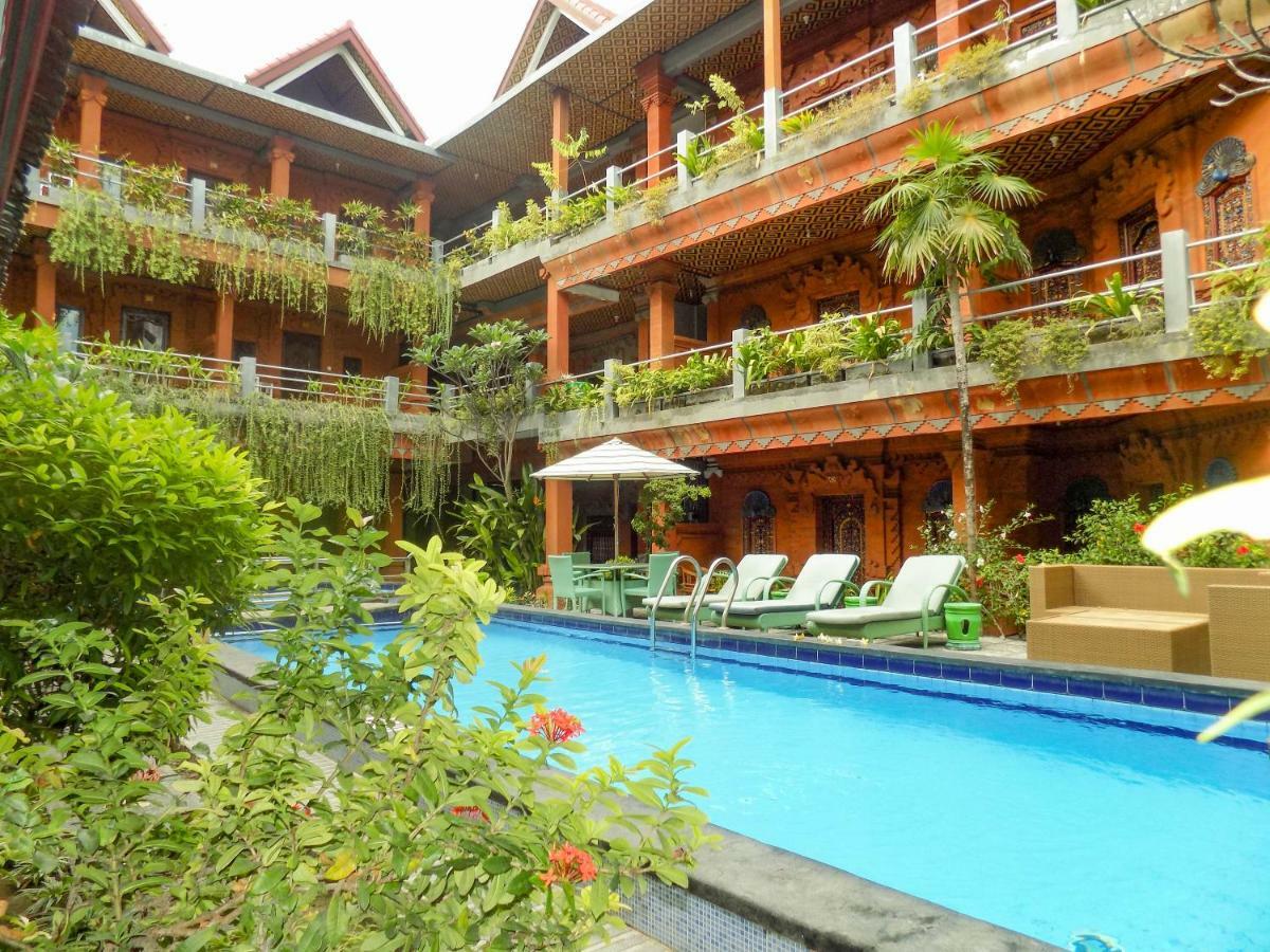 Hotel Lumbung Sari Legian Exterior foto